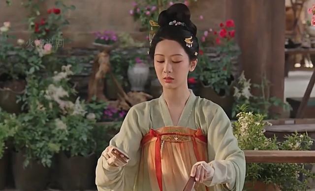 筑培育牡丹新品种蒋长扬借玩笑表白开元棋牌国色芳华：何惟芳开店花满(图1)